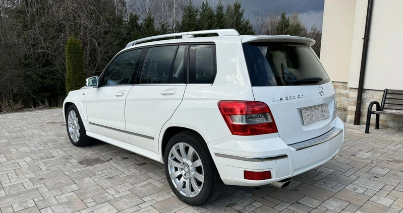 Mercedes-Benz GLK cena 30700 przebieg: 205000, rok produkcji 2011 z Janowiec Wielkopolski małe 92